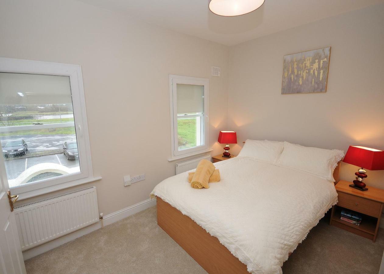 5 College Crescent Apartment Galway Exterior photo